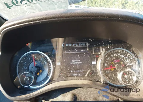 2019 Ram 1500 Big Horn/Lone Star 4X4 5'7 Box z USA, uszkodzony, nr VIN 1C6SRFFT9KN912240